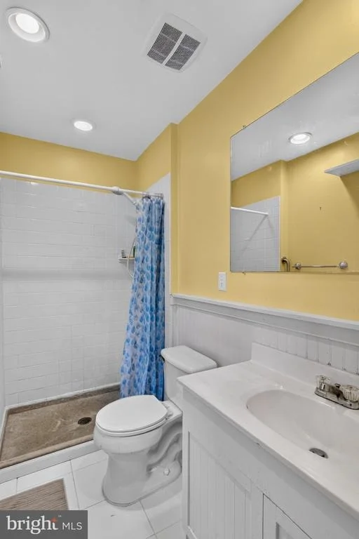 Photo of 2220 HALLOW LANE