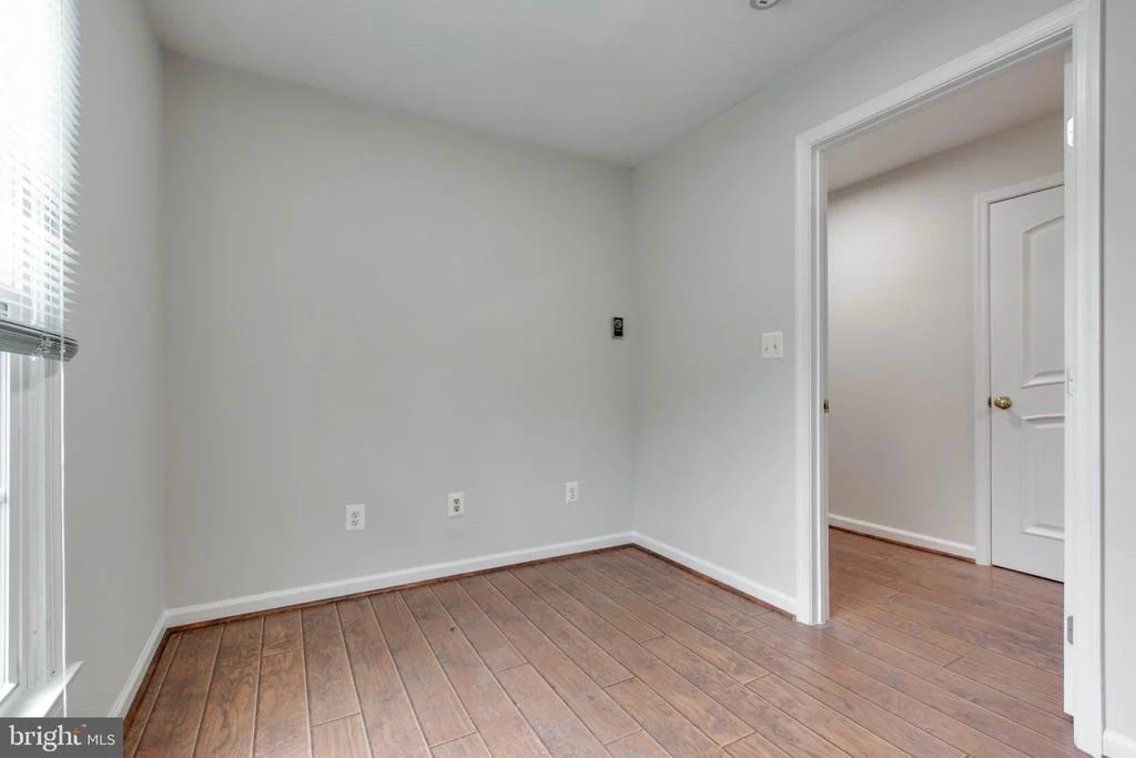 Photo of 8200 TYSON ROAD