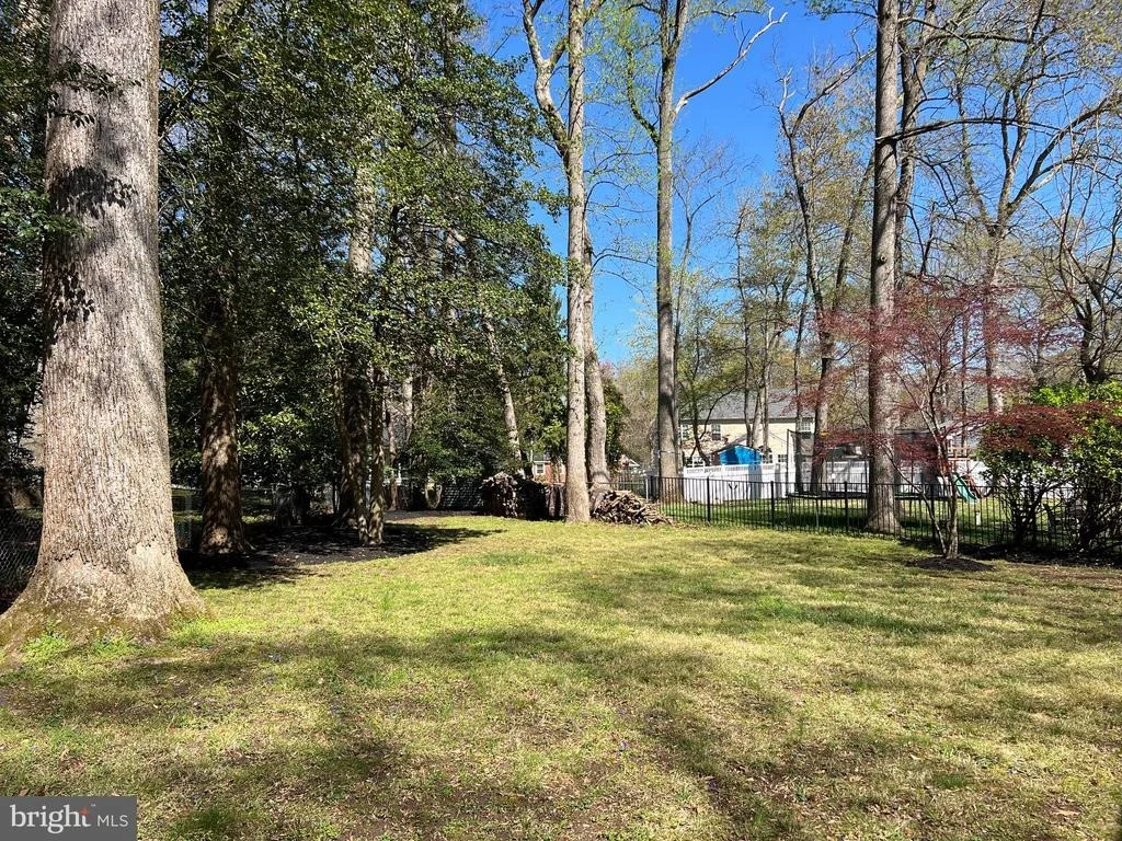 Photo of 102 OAK DRIVE