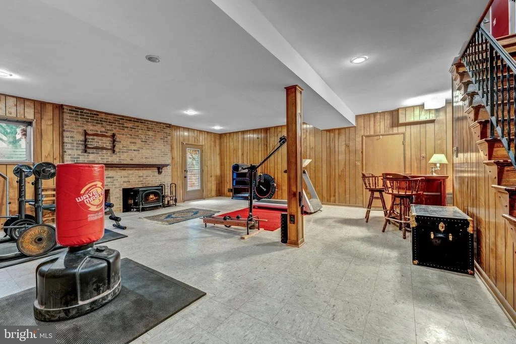 Photo of 1502 HIGHWOOD DRIVE
