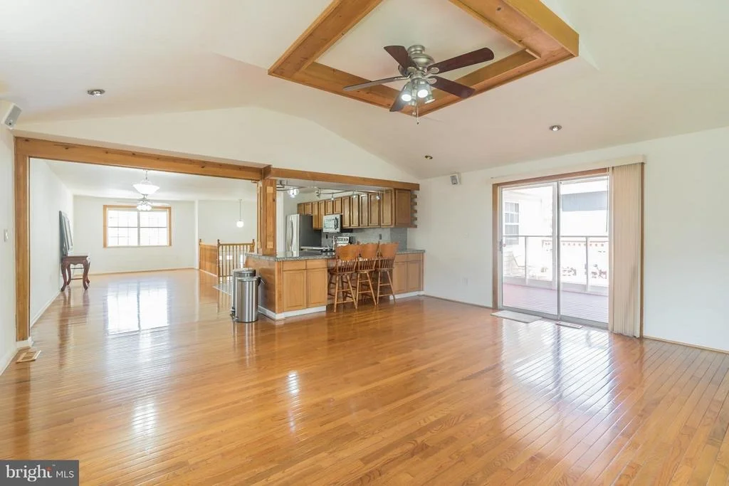 Photo of 1181 GATEWAY DRIVE