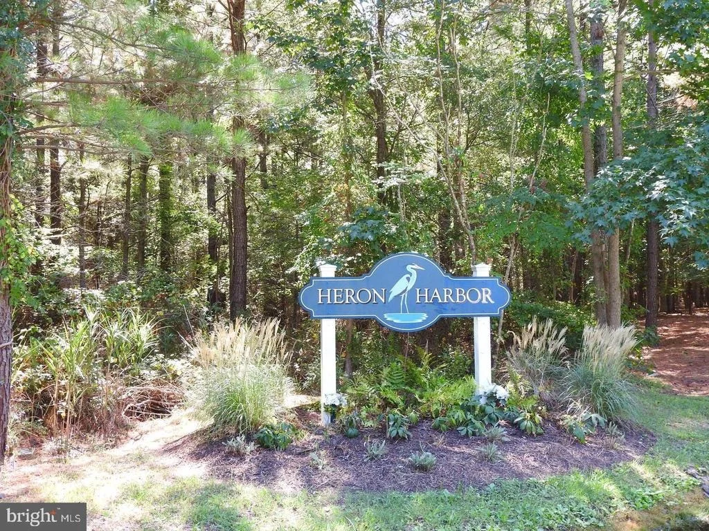 Photo of 5226 HERON ROAD