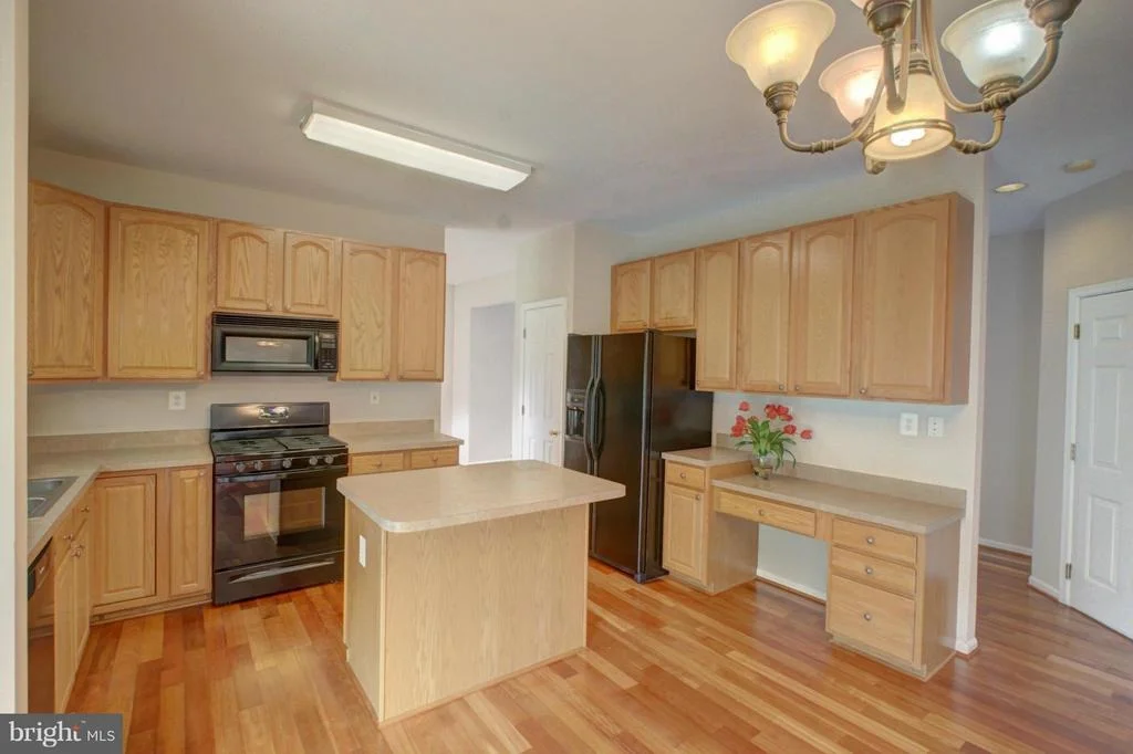 Photo of 252 TINSTONE DRIVE