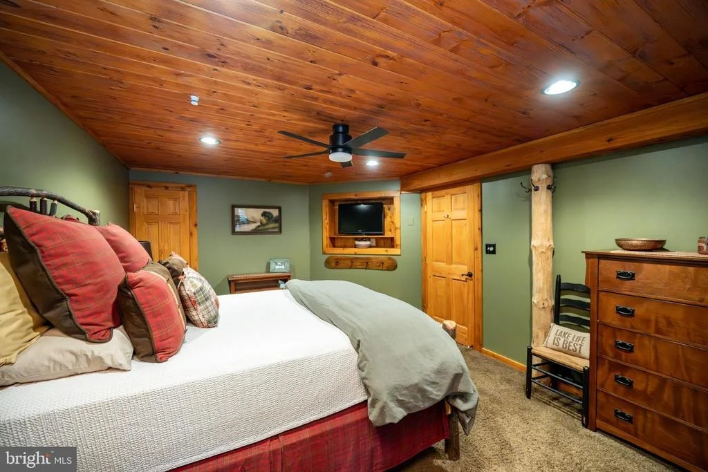 Photo of 11 VALLEY VIEW DRIVE