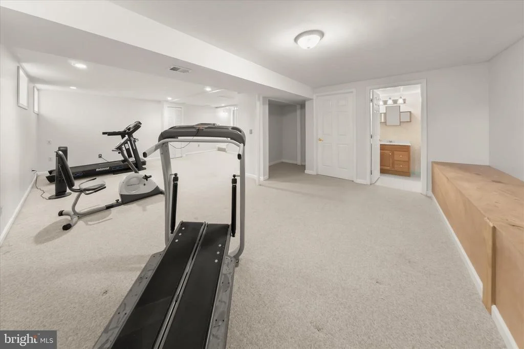 Photo of 15702 APPLETON COURT