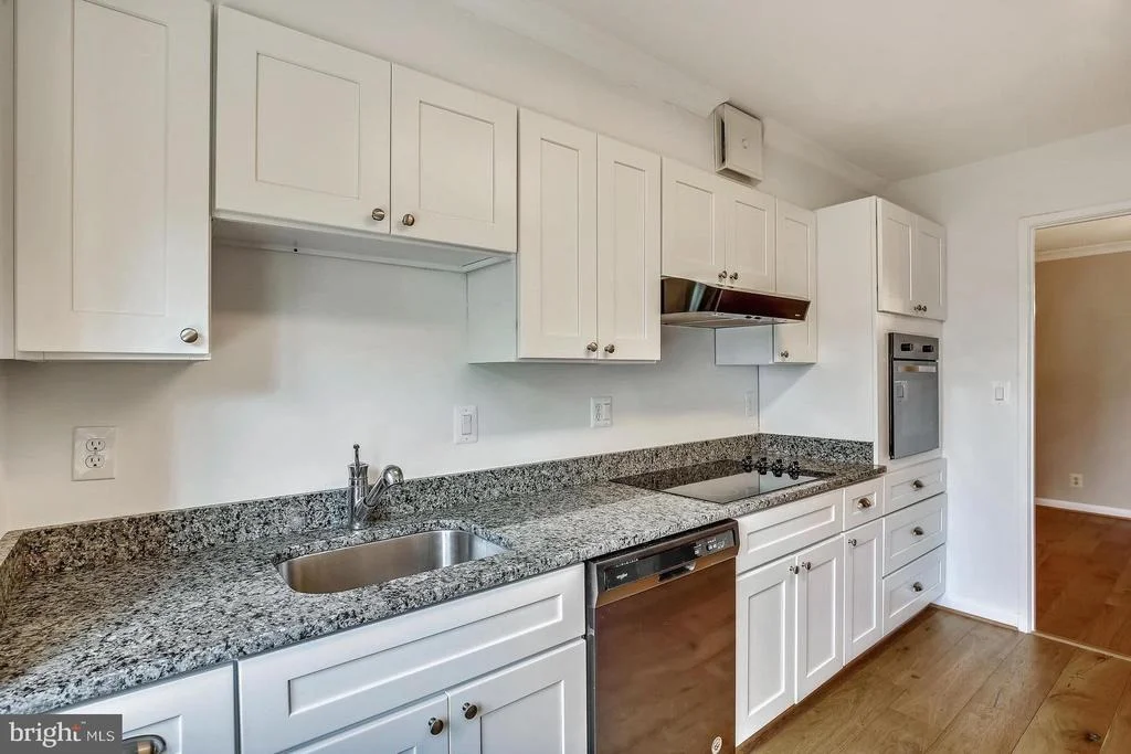 Photo of Unit 310 at 5902 MOUNT EAGLE DRIVE