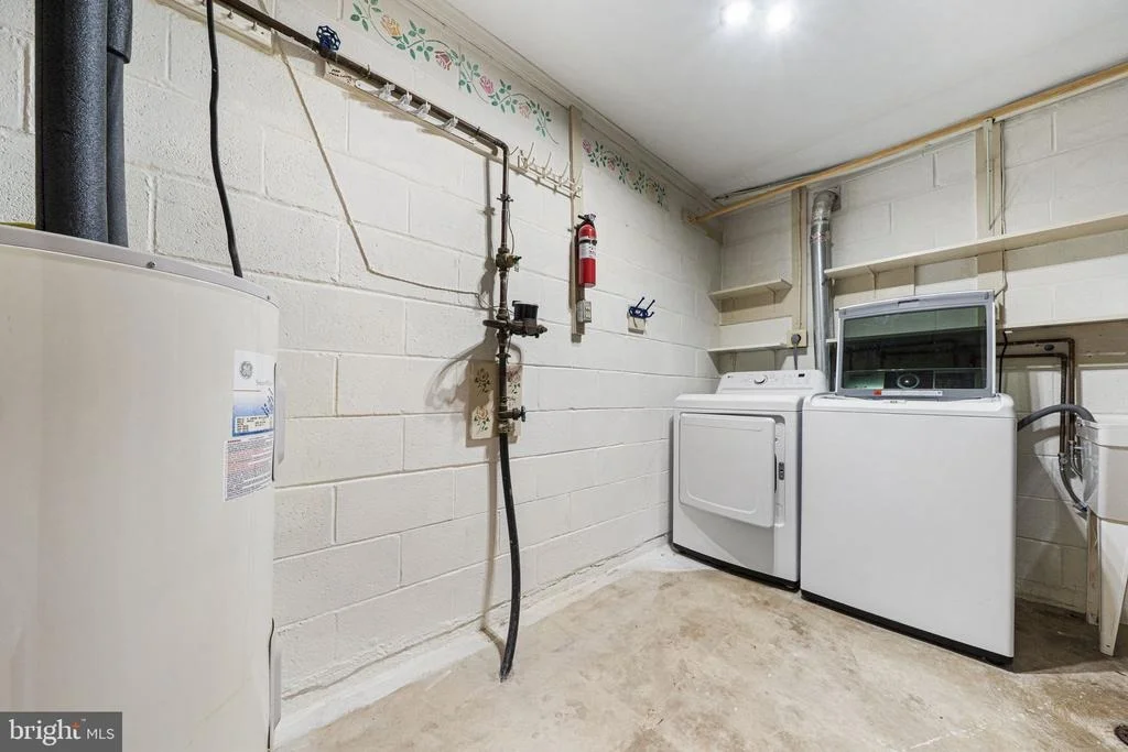 Photo of 10305 COLLINGHAM DRIVE