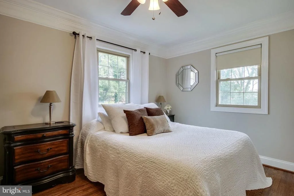 Photo of 919 JUNIPER PLACE