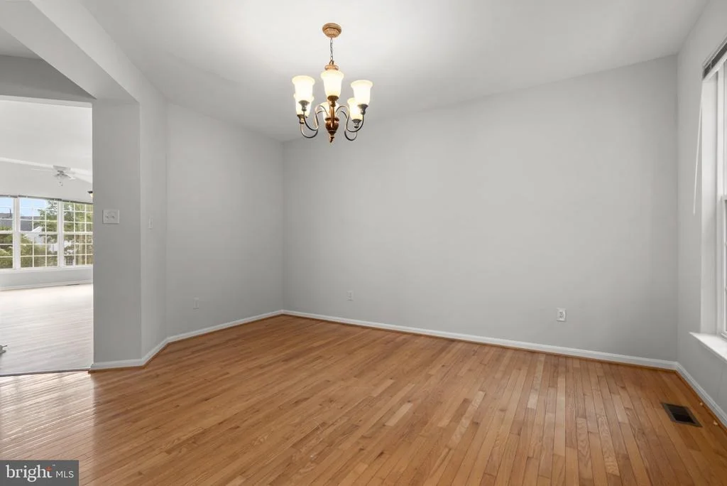 Photo of 18015 COACHMANS ROAD