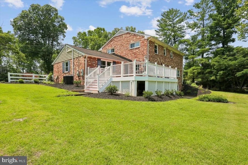 Photo of 14811 SPRINGFIELD ROAD