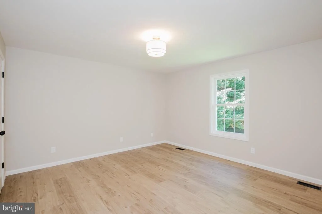 Photo of 208 DECOY DRIVE