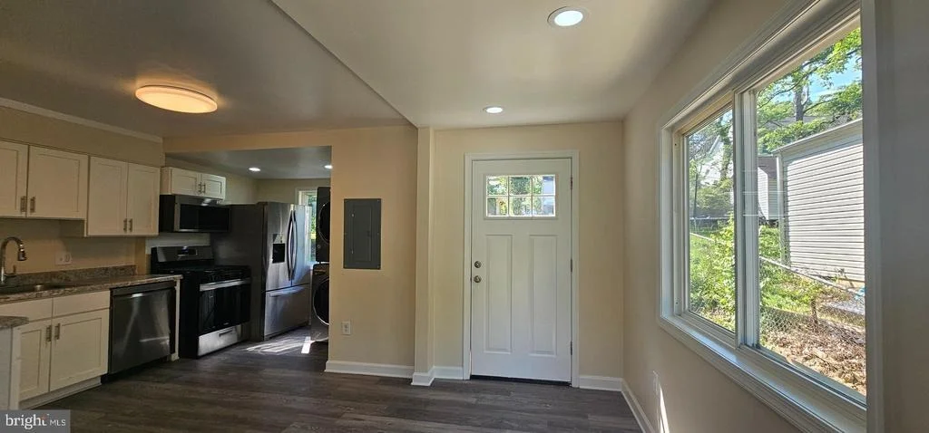 Photo of 9522 48TH PLACE