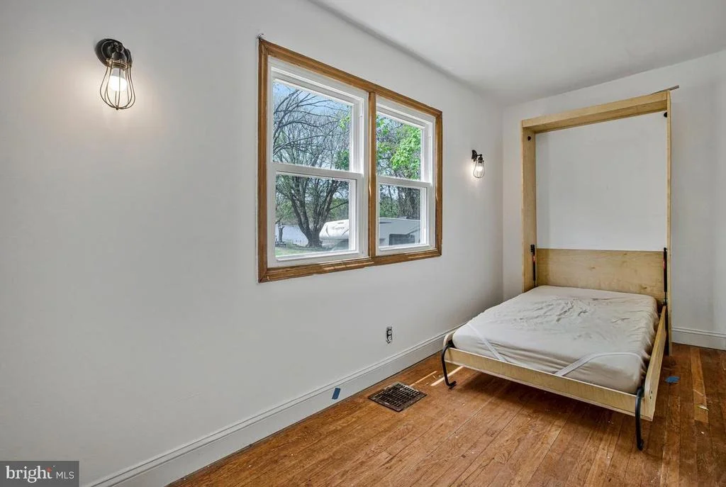 Photo of 7801 WATERVIEW