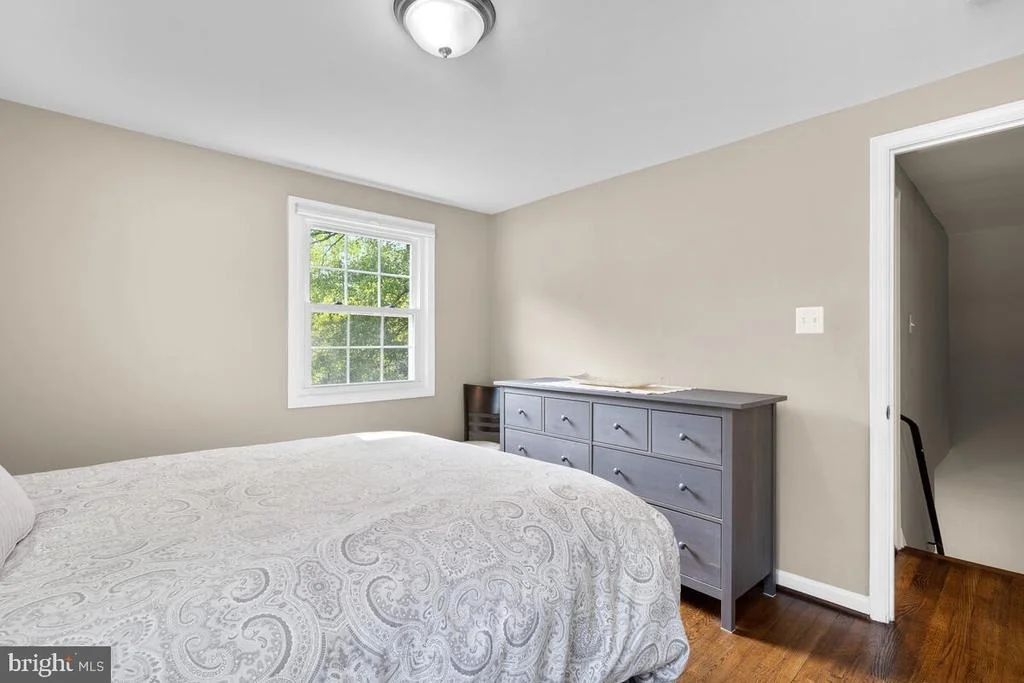 Photo of 14028 BREEZE HILL LANE