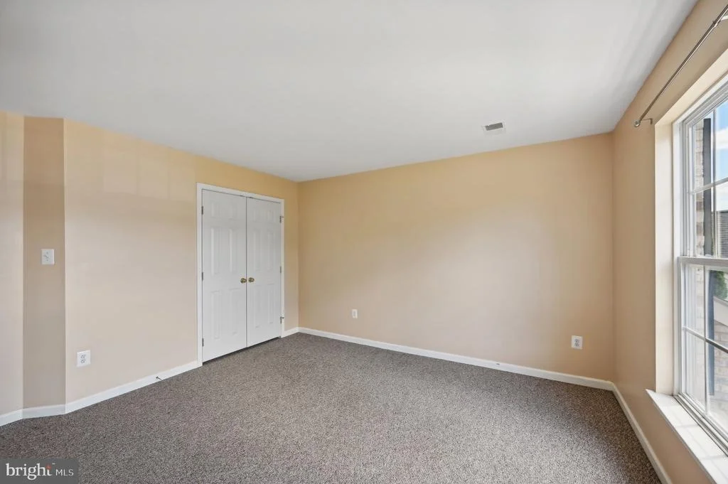 Photo of 2132 CHESTNUT LANE