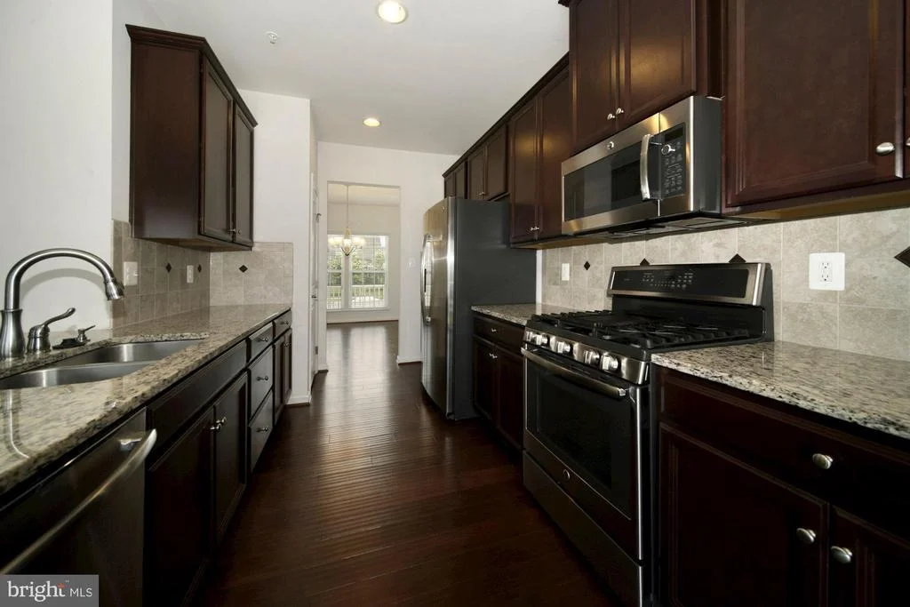 Photo of 4714 PULLER DRIVE