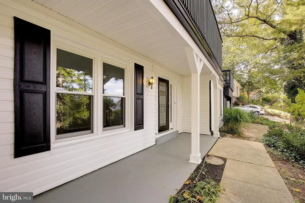 Photo of 349 ARBUTUS DRIVE
