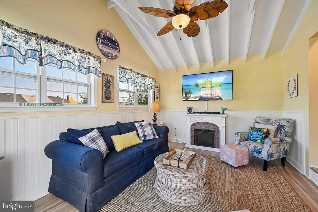Photo of 1248 JUNE ROAD