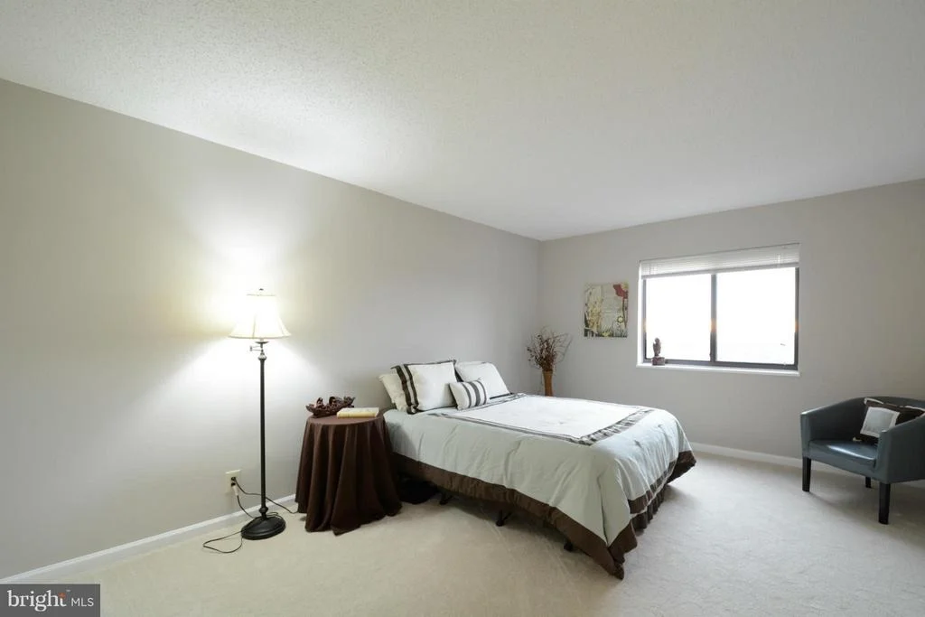Photo of Unit 1502 at 5902 MOUNT EAGLE DRIVE