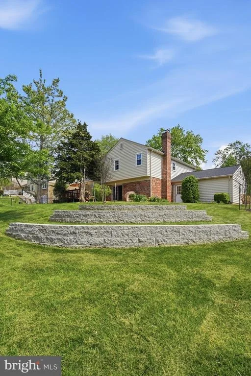 Photo of 15108 CENTERGATE DRIVE