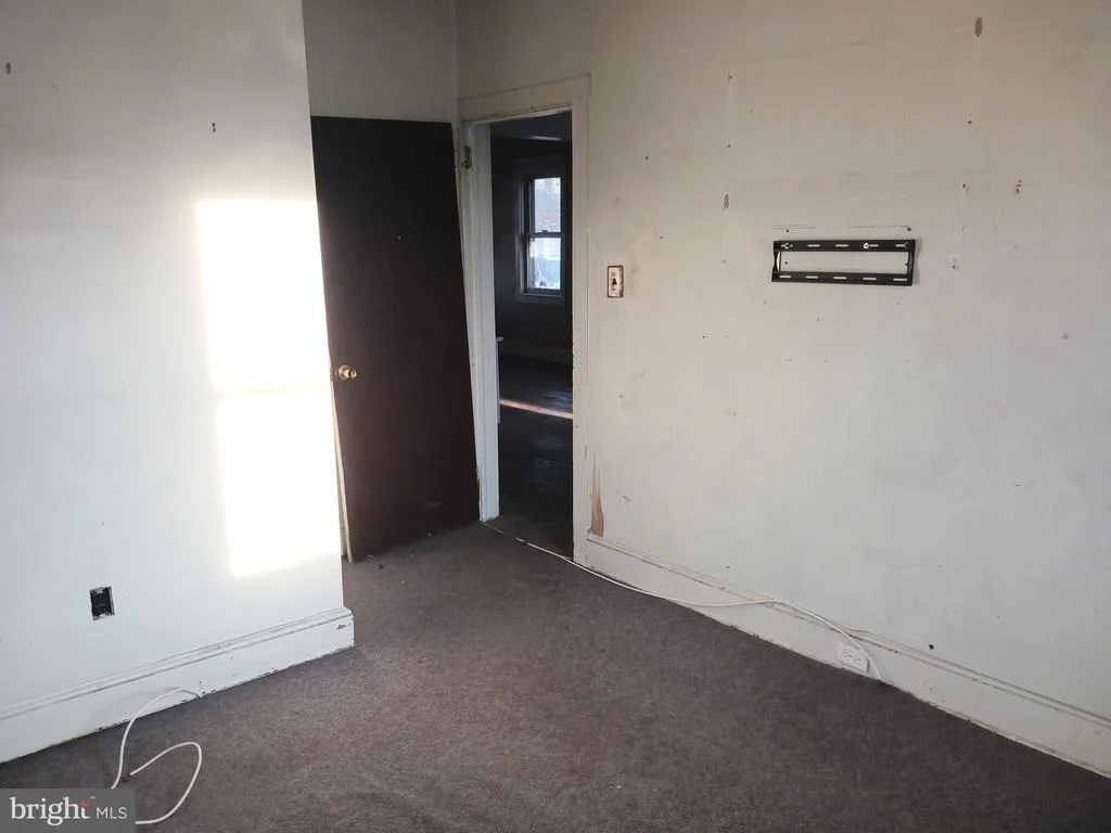 Photo of 505 ORCHARD AVENUE