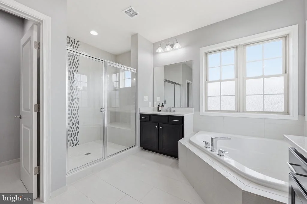 Photo of 4357 SHAMROCK DRIVE