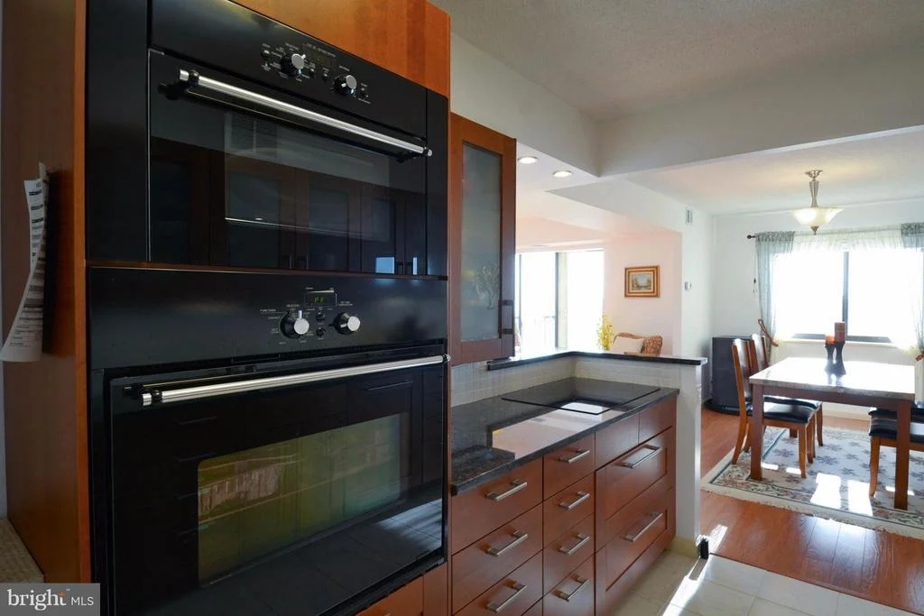 Photo of Unit 1002 at 5904 MOUNT EAGLE DRIVE