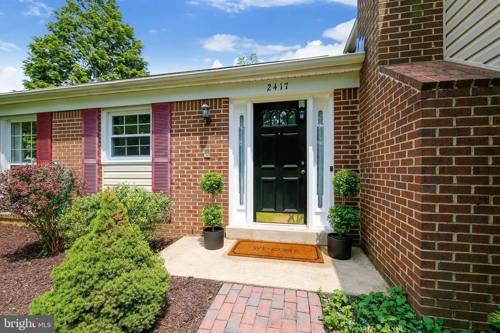 Photo of 2417 NEES LANE