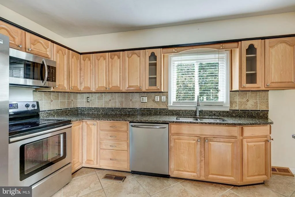 Photo of 416 FAIRVIEW DRIVE