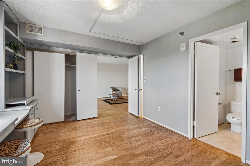 Photo of Unit 3901 at 15115 INTERLACHEN DRIVE