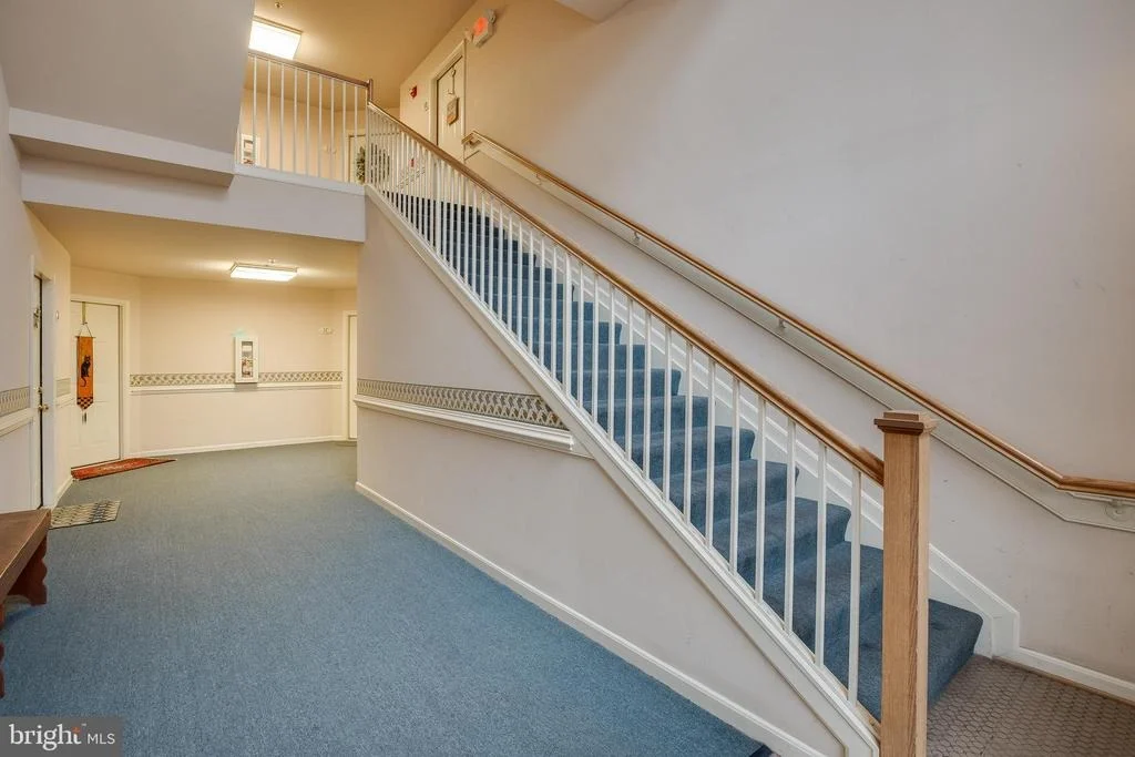 Photo of Unit 3A at 2103 WAYSIDE DRIVE