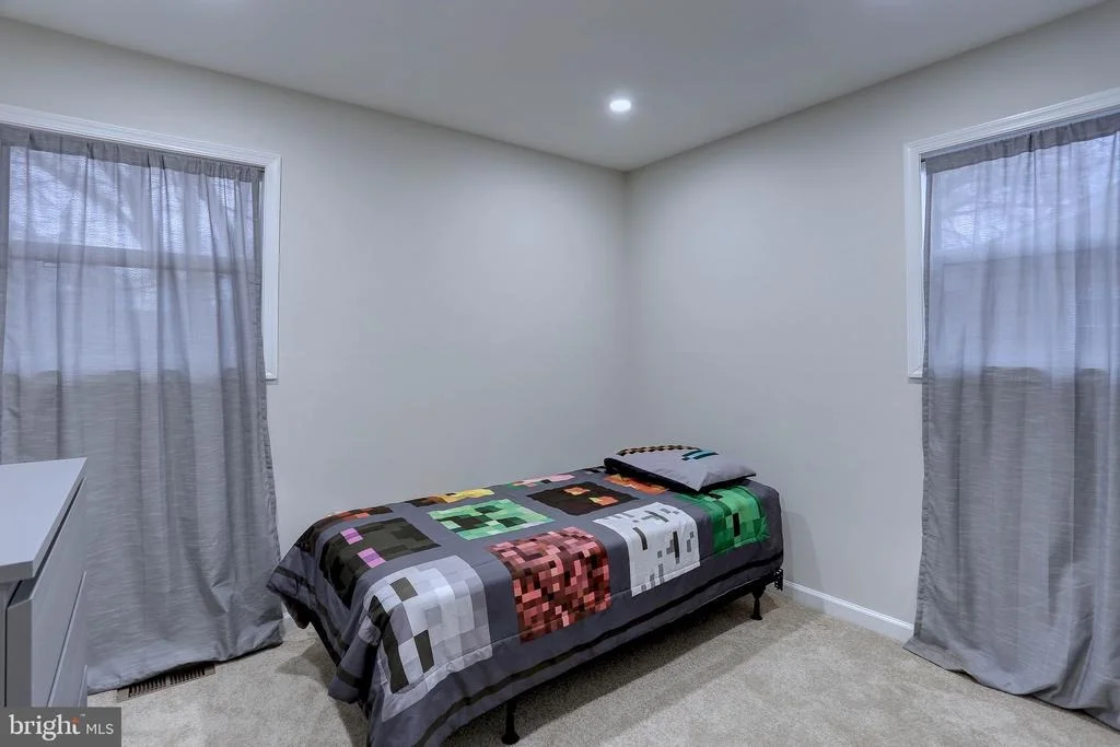 Photo of 232 CANDYTUFT ROAD