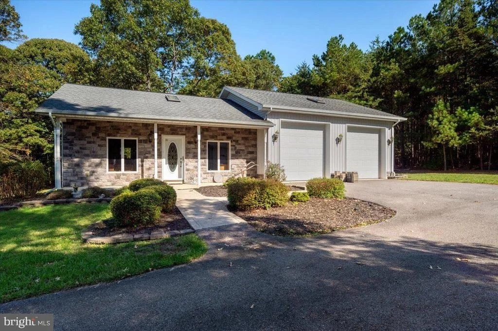 Photo of 6675 MARSHALL ROAD