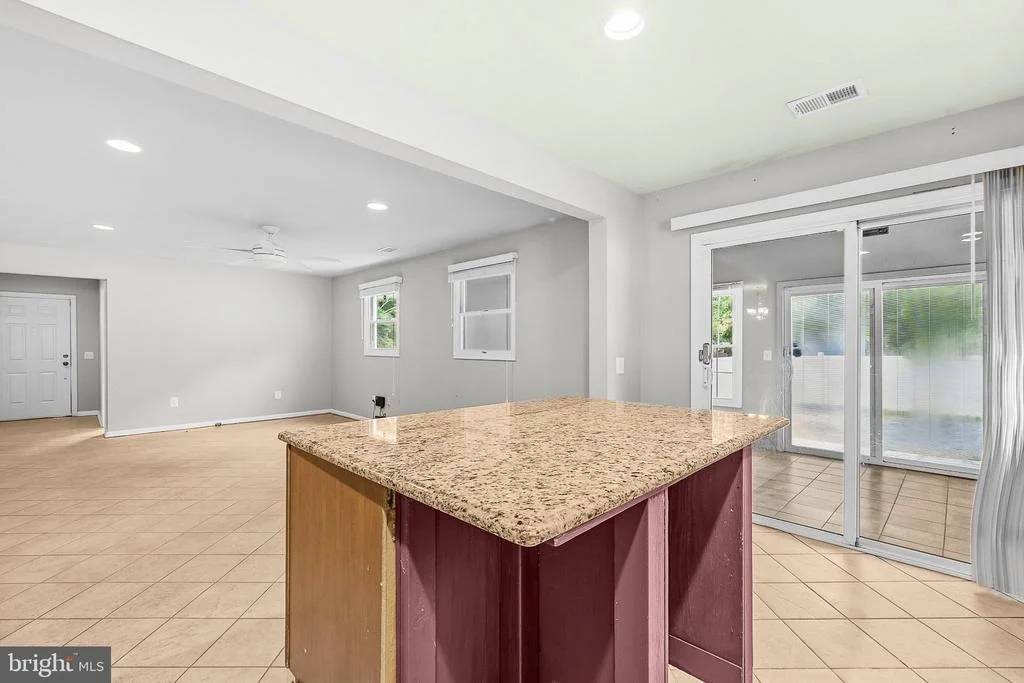 Photo of 8200 LEGION DRIVE