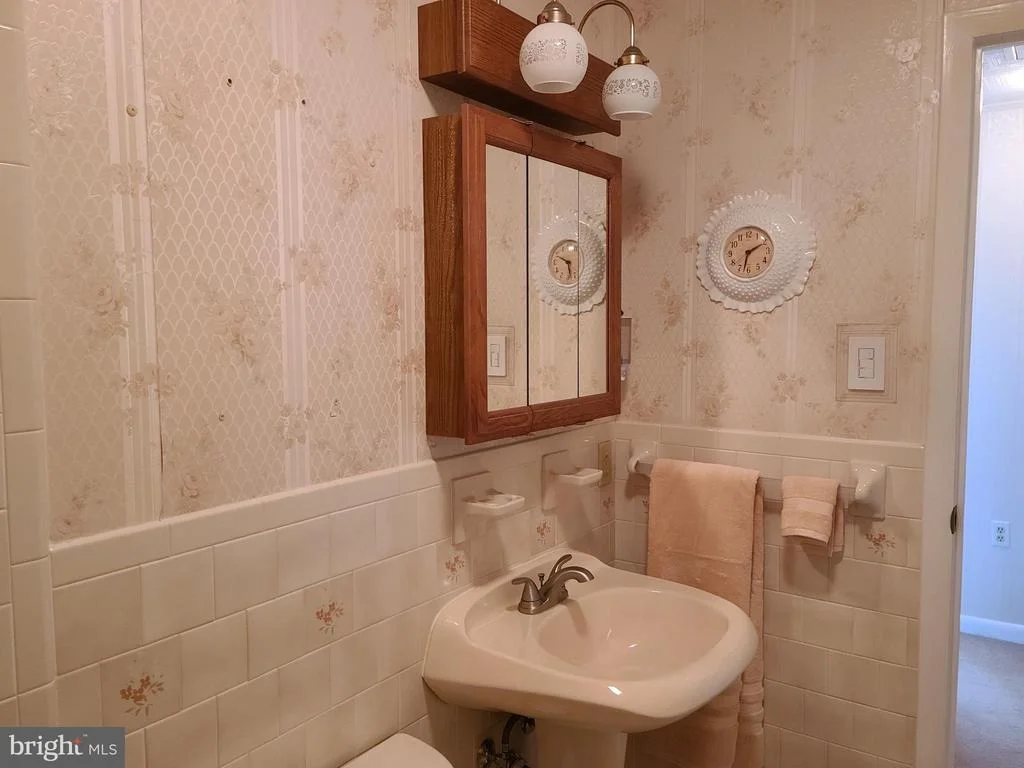 Photo of 477 CARROLLTON DRIVE