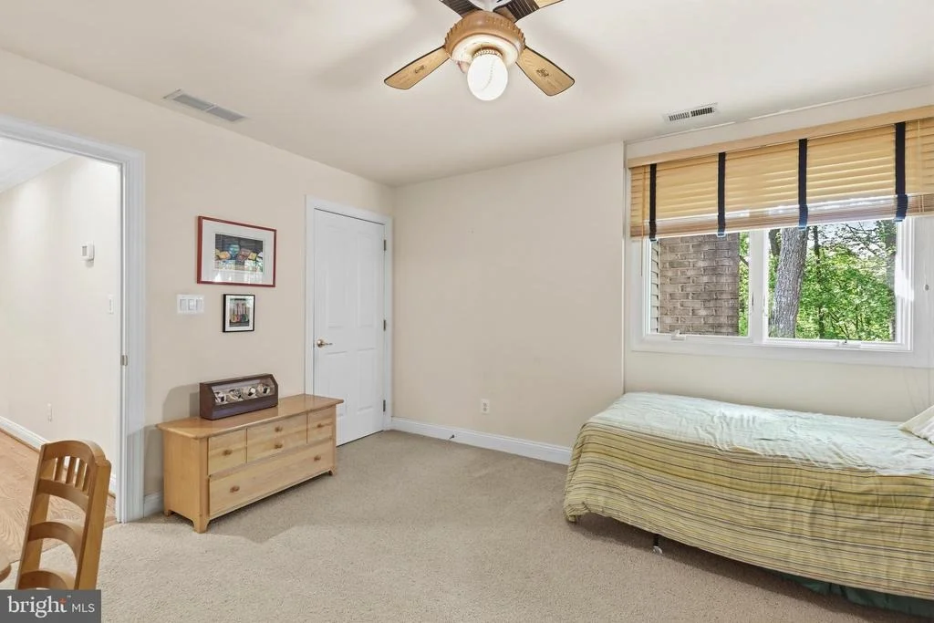 Photo of 1809 SPARKS DRIVE