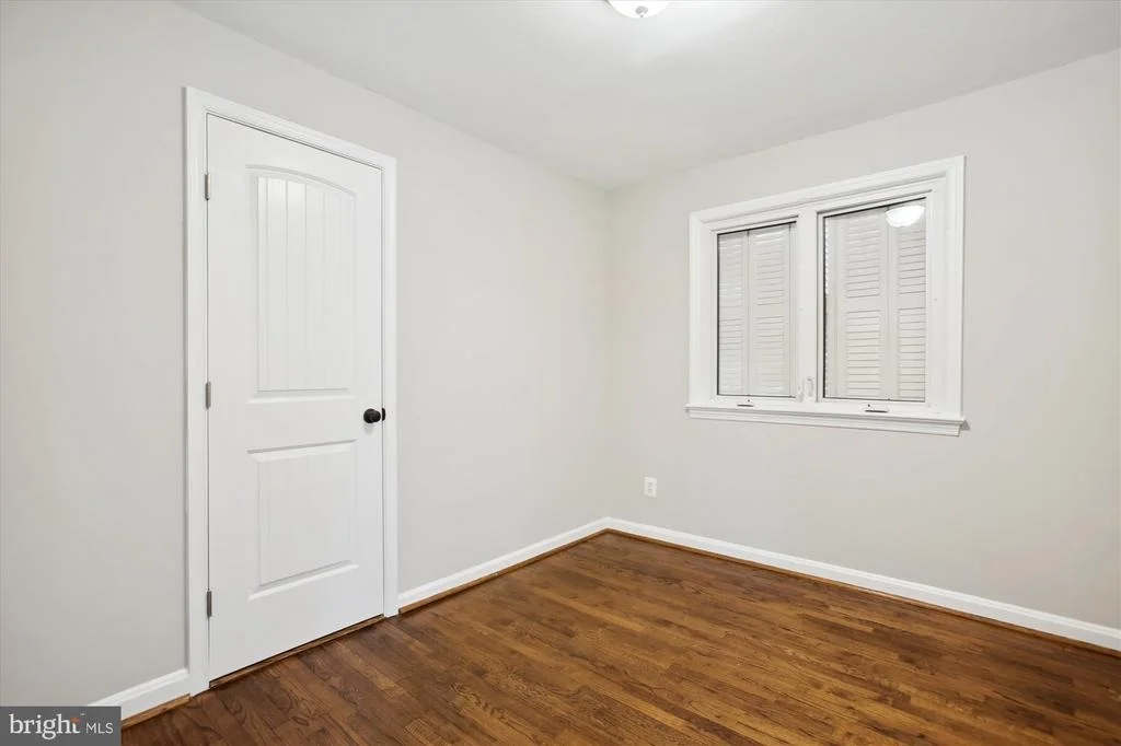Photo of 7926 JACKSON ROAD