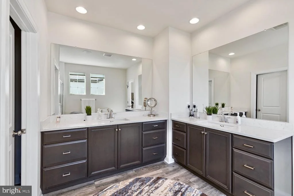 Photo of 22986 BUBBLING BROOK DRIVE