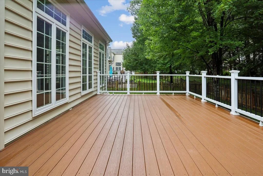 Photo of 42855 CHATELAIN CIRCLE