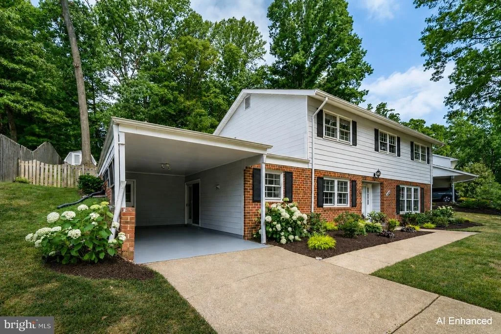 Photo of 3820 WINTERSET DRIVE