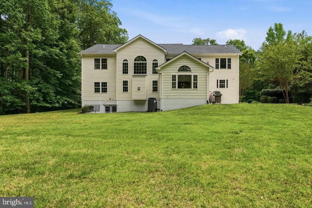 Photo of 3820 LEAFCREST COURT