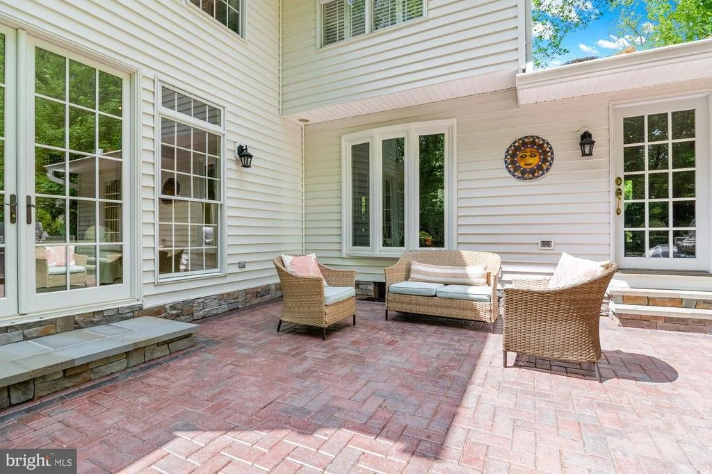 Photo of 1754 LONG GREEN DRIVE