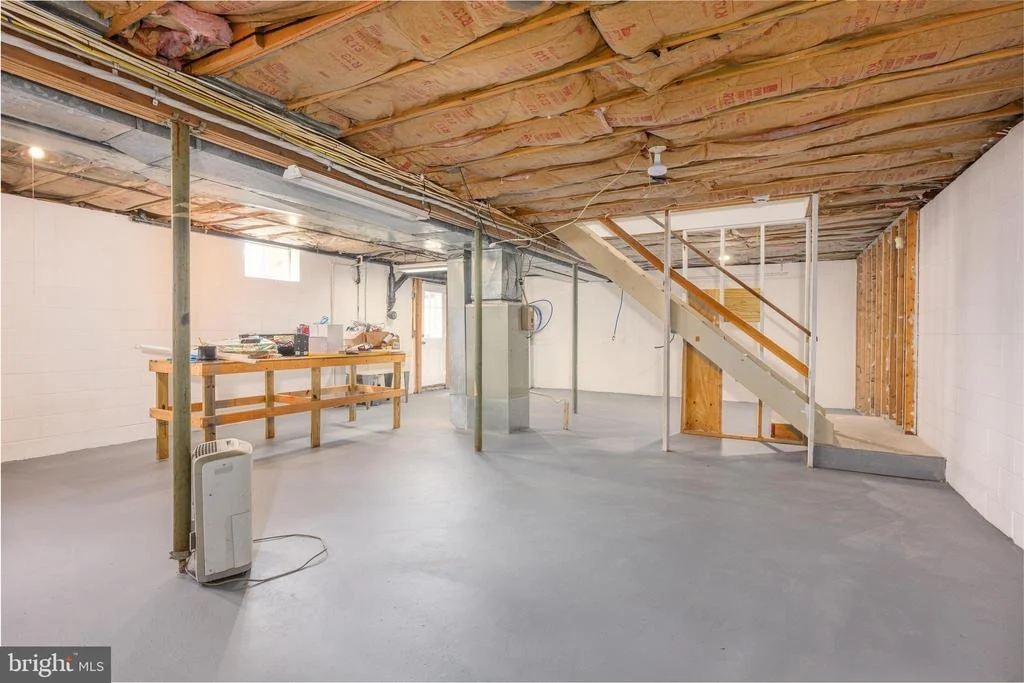 Photo of 525 UPTON ROAD