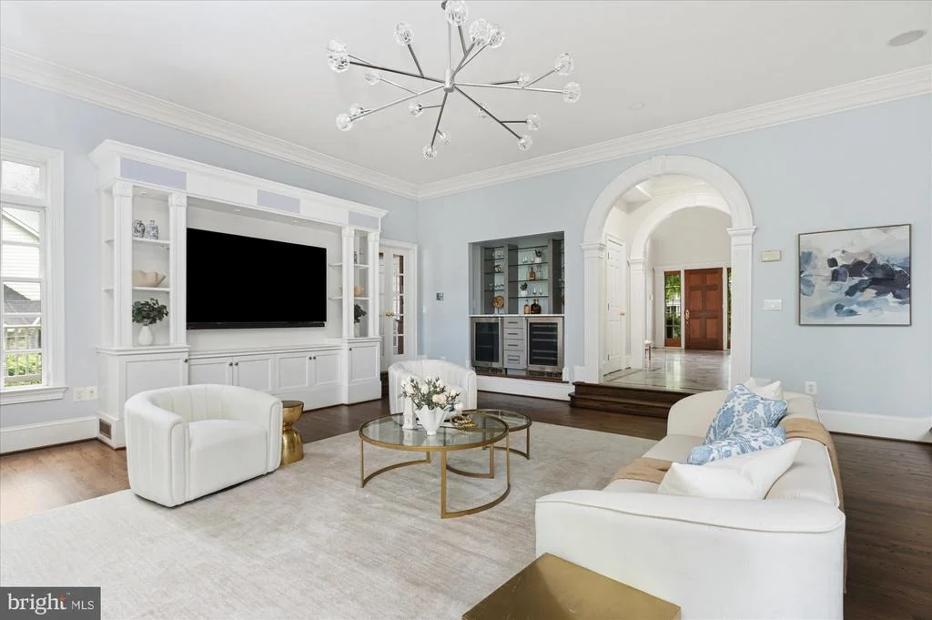Photo of 4115 40TH PLACE N