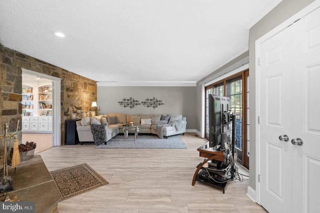 Photo of 8516 PADDOCKVIEW DRIVE
