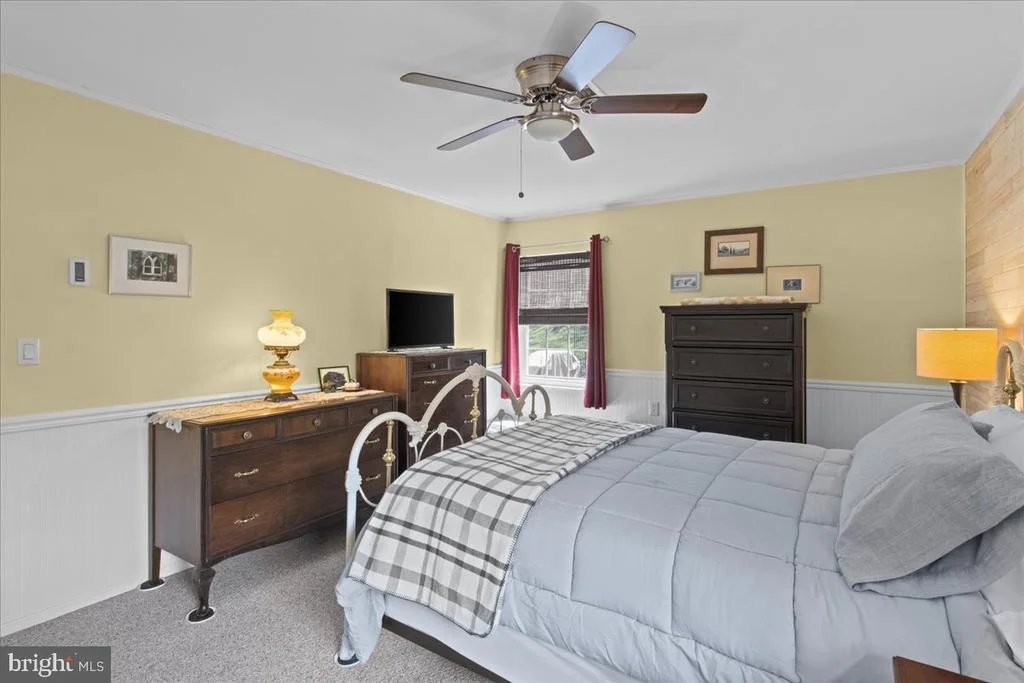 Photo of 32 BUCKINGHAM DRIVE