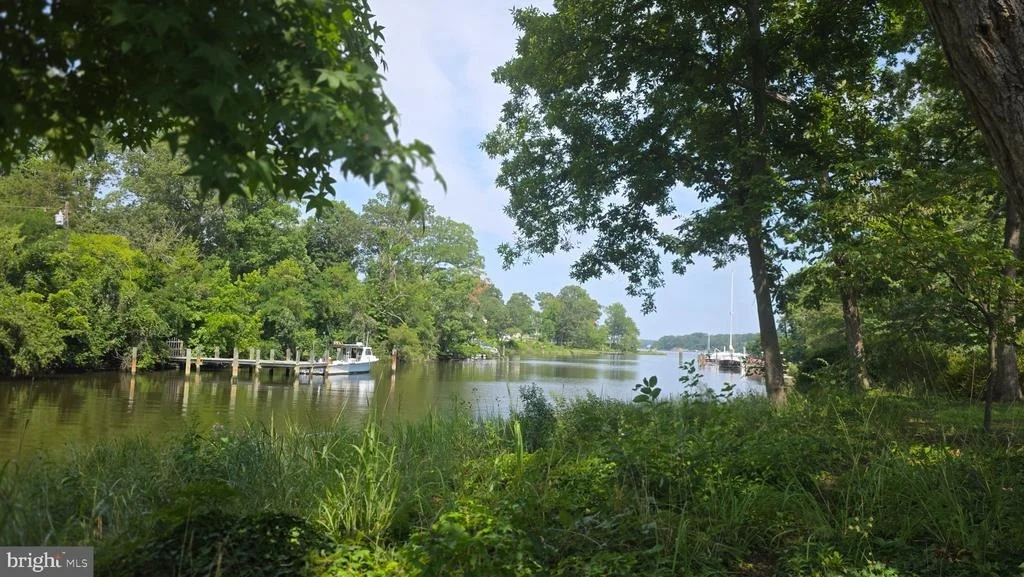 Photo of 1729 SHORE DRIVE