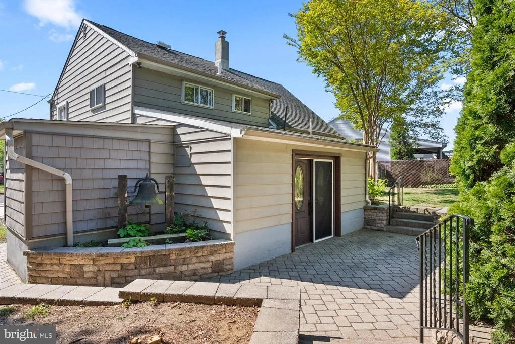 Photo of 1313 SAINT MARK DRIVE