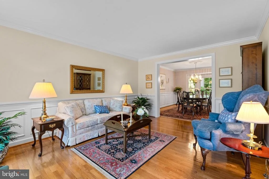 Photo of 17705 GLOBE THEATRE DRIVE
