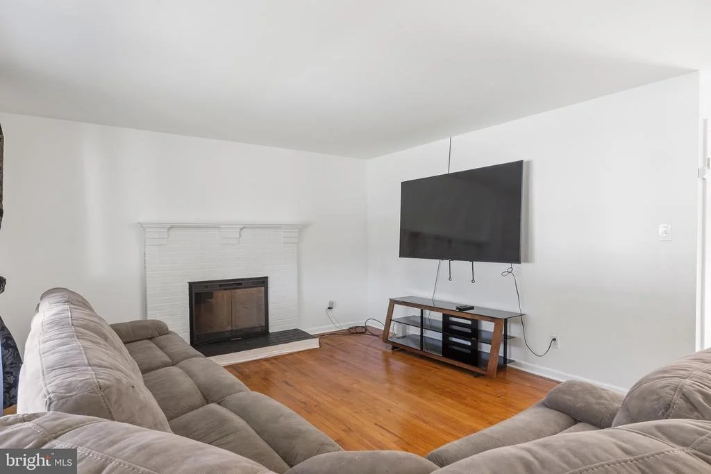Photo of 1607 CEDAR PARK ROAD